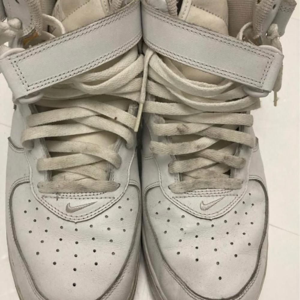 Nike High-Top Sneakers in Light Gray